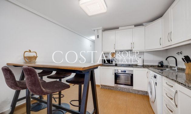 Resale - Apartments -
Torrevieja - Torrevieja Centro