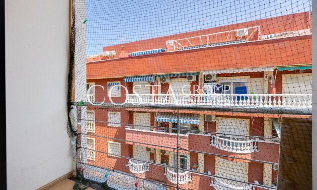 Resale - Apartments -
Torrevieja - Torrevieja Centro