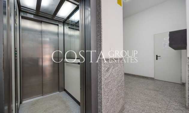 Resale - Apartments -
Torrevieja - Torrevieja Centro