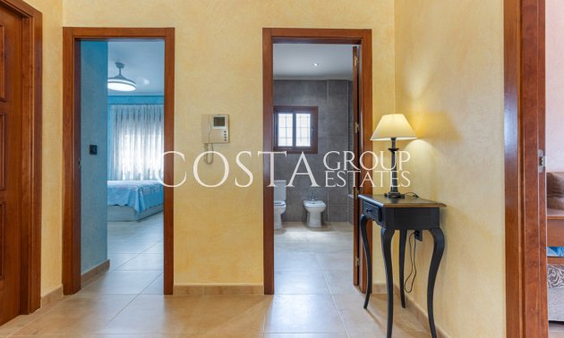 Herverkoop - Villa -
Los Montesinos - Los Montesinos Centro