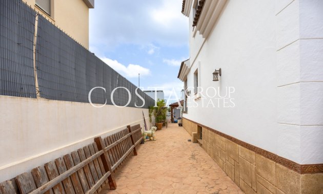 Herverkoop - Villa -
Los Montesinos - Los Montesinos Centro