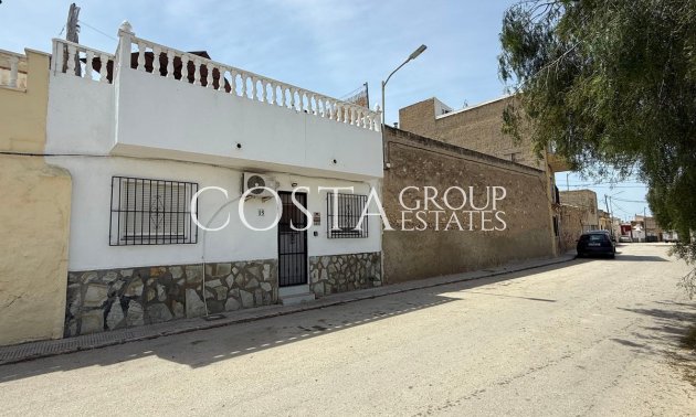 Revente - Maison -
Benijofar