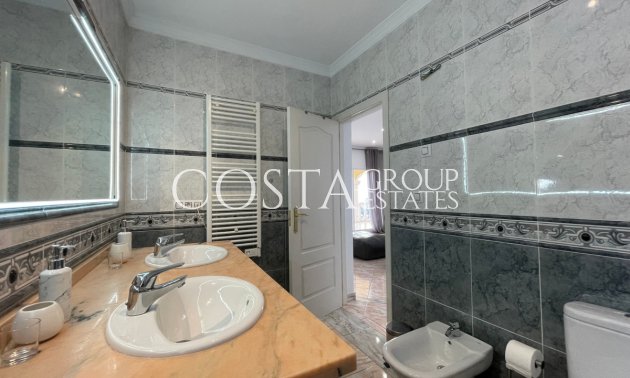 Wiederverkauf - Villa -
Calpe - Calpe Centro