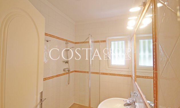 Resale - Villa -
Teulada - Moraira