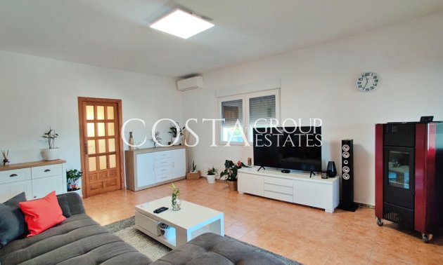 Odsprzedaż - Willa -
Novelda - Estación