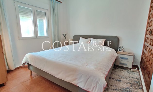 Odsprzedaż - Willa -
Novelda - Estación