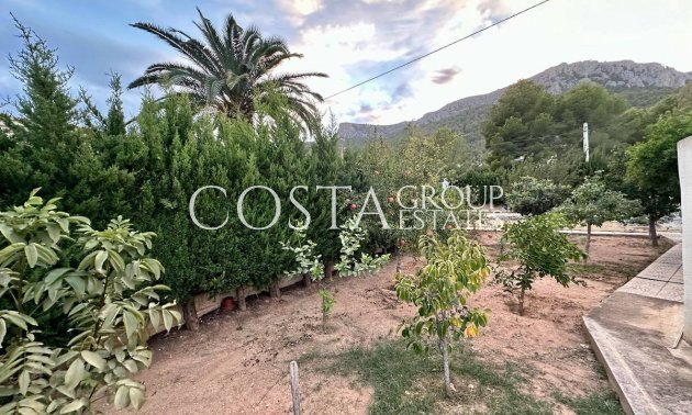 Odsprzedaż - Willa -
Novelda - Estación