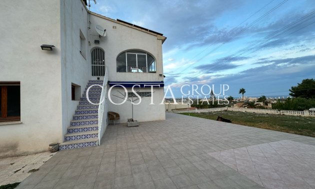 Odsprzedaż - Willa -
Novelda - Estación