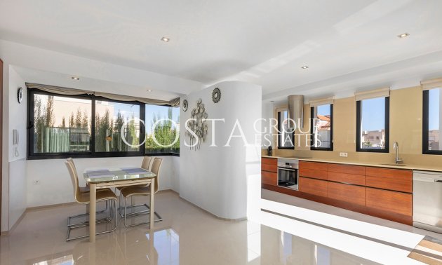 Resale - Villa -
Orihuela - La Zenia