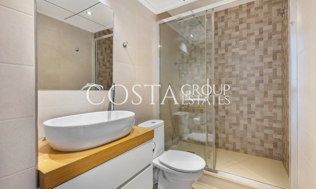 Resale - Villa -
Orihuela - La Zenia