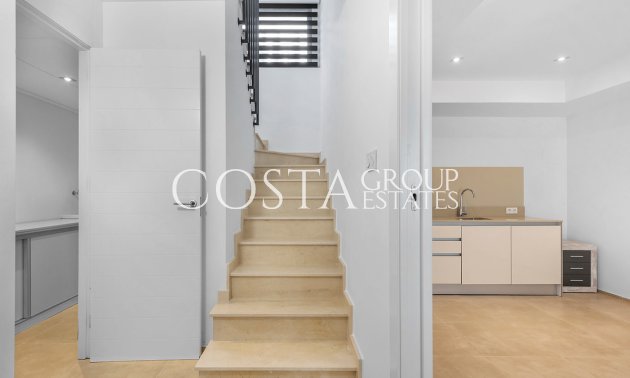 Resale - Villa -
Orihuela - La Zenia