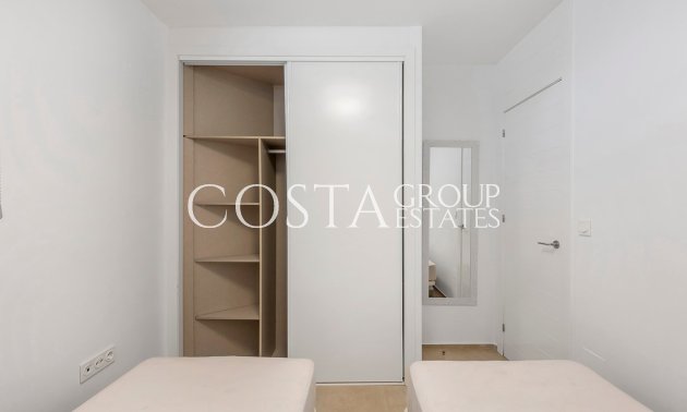 Resale - Villa -
Orihuela - La Zenia