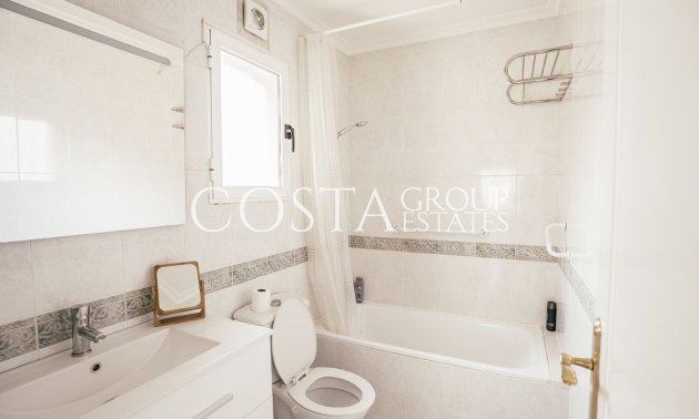 Wiederverkauf - Villa -
Orihuela - Villamartin