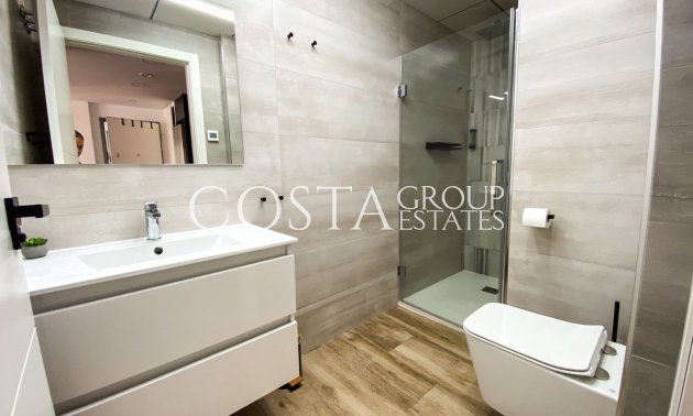 Herverkoop - Apartments -
Torrevieja - Torrevieja Centro