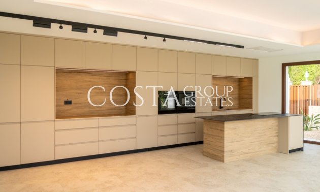 Resale - Villa -
Benissa - Benissa Centro