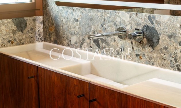 Resale - Villa -
Benissa - Benissa Centro