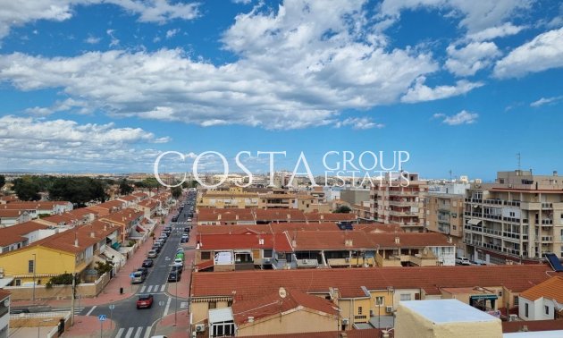 Resale - Apartments -
Torrevieja - Torrevieja Centro