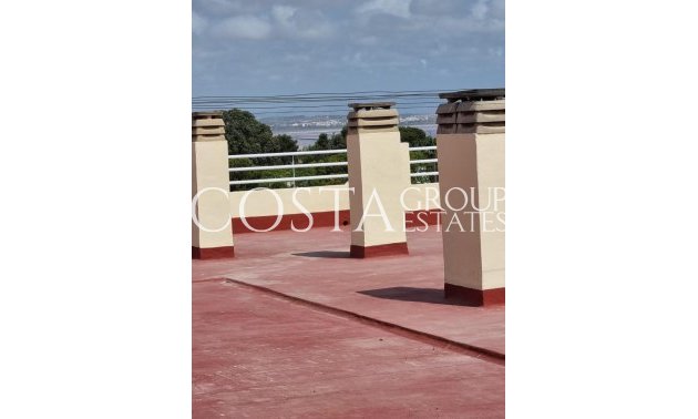 Resale - Apartments -
Torrevieja - Torrevieja Centro