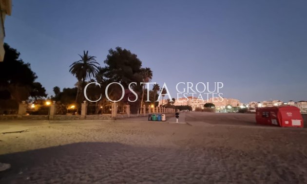 Resale - Apartments -
Torrevieja - Torrevieja Centro