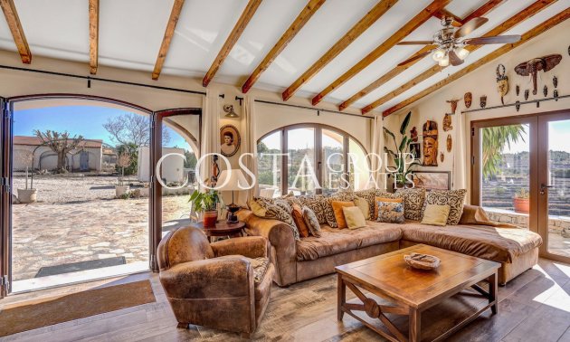 Odsprzedaż - Willa -
Benissa - Benissa Centro