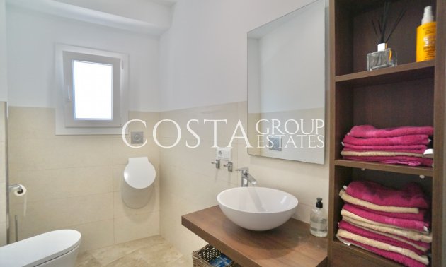 Odsprzedaż - Willa -
Algorfa - Montemar