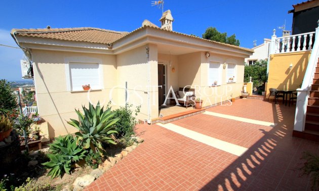 Resale - Villa -
Algorfa - Algorfa Centro