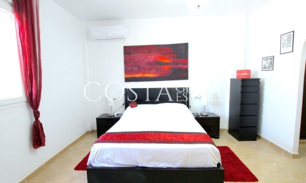 Resale - Villa -
Algorfa - Algorfa Centro