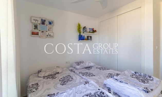 Resale - Apartments -
Orihuela - Villamartin