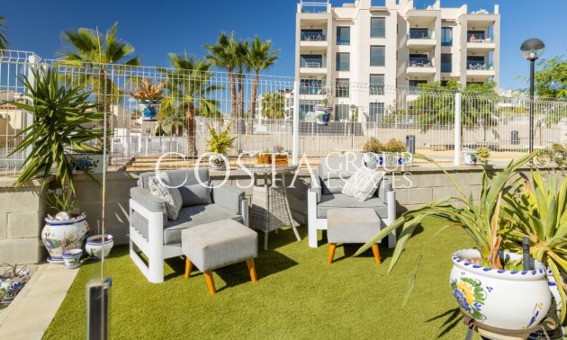 Resale - Apartments -
Orihuela - Villamartin