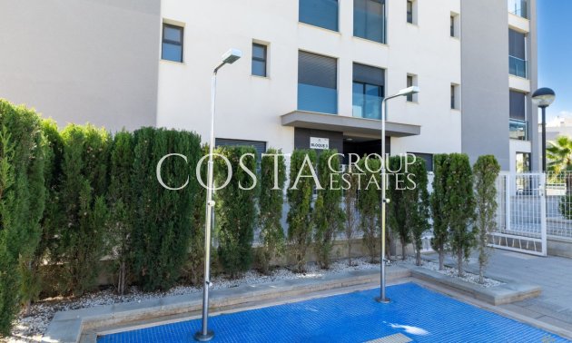Resale - Apartments -
Orihuela - Villamartin