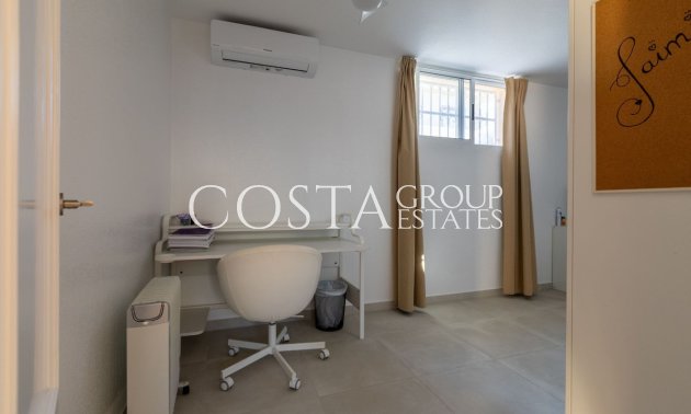 Resale - Villa -
Benijofar