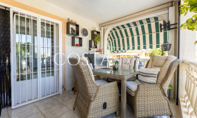 Odsprzedaż - Willa -
Benijofar