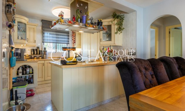 Odsprzedaż - Willa -
Benijofar