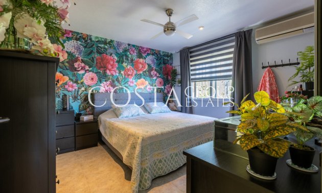 Odsprzedaż - Willa -
Benijofar