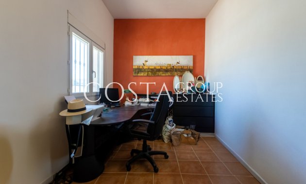 Odsprzedaż - Willa -
Jumilla - Torre del Rico