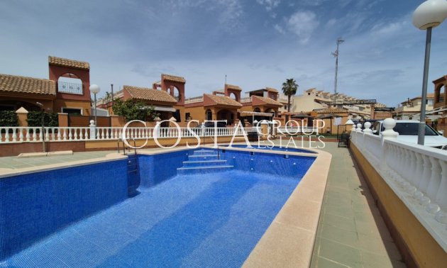 Wiederverkauf - Villa -
Torrevieja - Torrevieja Centro
