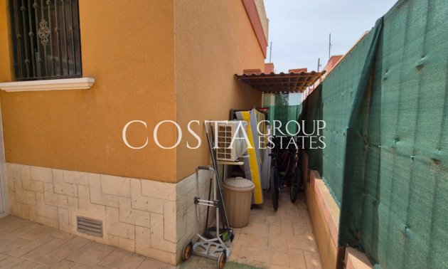 Wiederverkauf - Villa -
Torrevieja - Torrevieja Centro