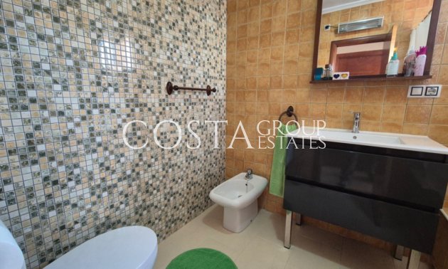 Wiederverkauf - Villa -
Torrevieja - Torrevieja Centro