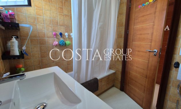 Wiederverkauf - Villa -
Torrevieja - Torrevieja Centro