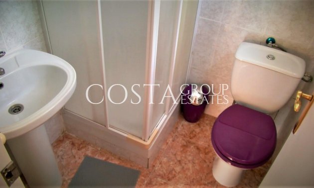 Herverkoop - Villa -
Torrevieja - Torrevieja Centro