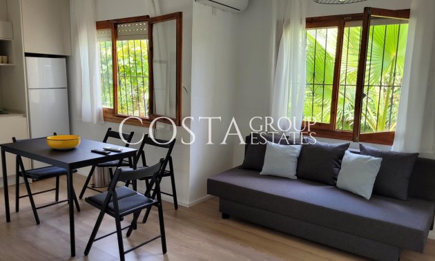 Herverkoop - Villa -
Torrevieja - Torrevieja Centro