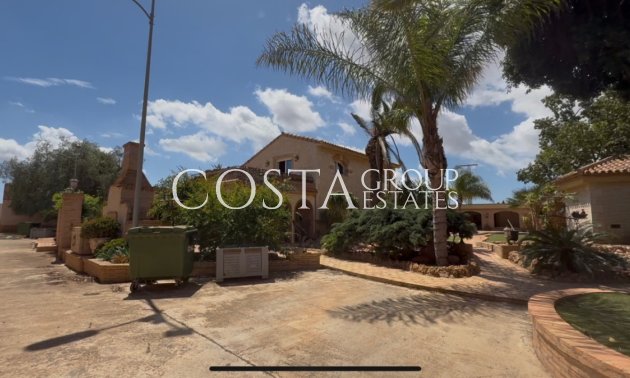 Herverkoop - Villa -
Cartagena - Cartagena Centro