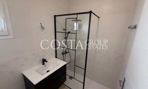 Wiederverkauf - Villa -
Torrevieja - Torrevieja Centro