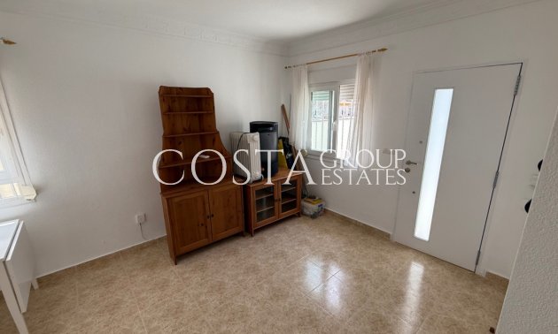 Wiederverkauf - Villa -
Torrevieja - Torrevieja Centro