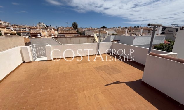 Wiederverkauf - Villa -
Torrevieja - Torrevieja Centro