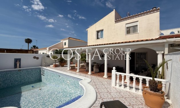 Revente - Villa -
Torrevieja - Torrevieja Centro