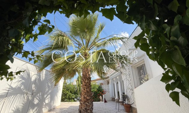 Revente - Villa -
Torrevieja - Torrevieja Centro