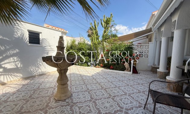 Revente - Villa -
Torrevieja - Torrevieja Centro