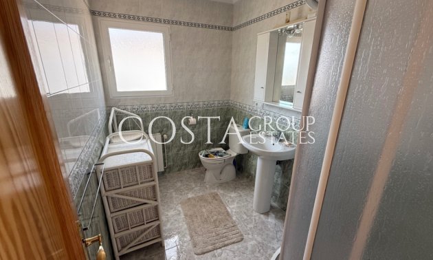 Revente - Villa -
Torrevieja - Torrevieja Centro