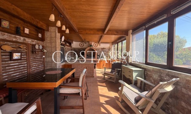 Herverkoop - Villa -
Torrevieja - Torrevieja Centro